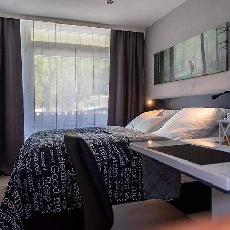 Studio 20Qm Mit Balkon Und Innenpool - 22030 Schluchsee Εξωτερικό φωτογραφία